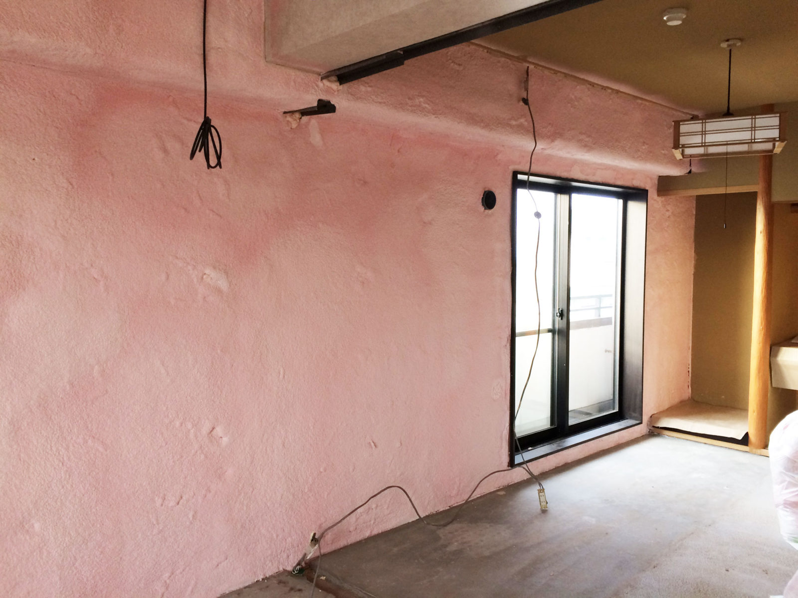 ウレタン吹付け完成！